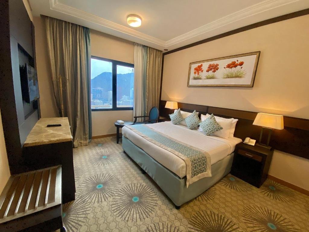 فندق عفراء العزيزية من فنادق مكة 3 نجوم.