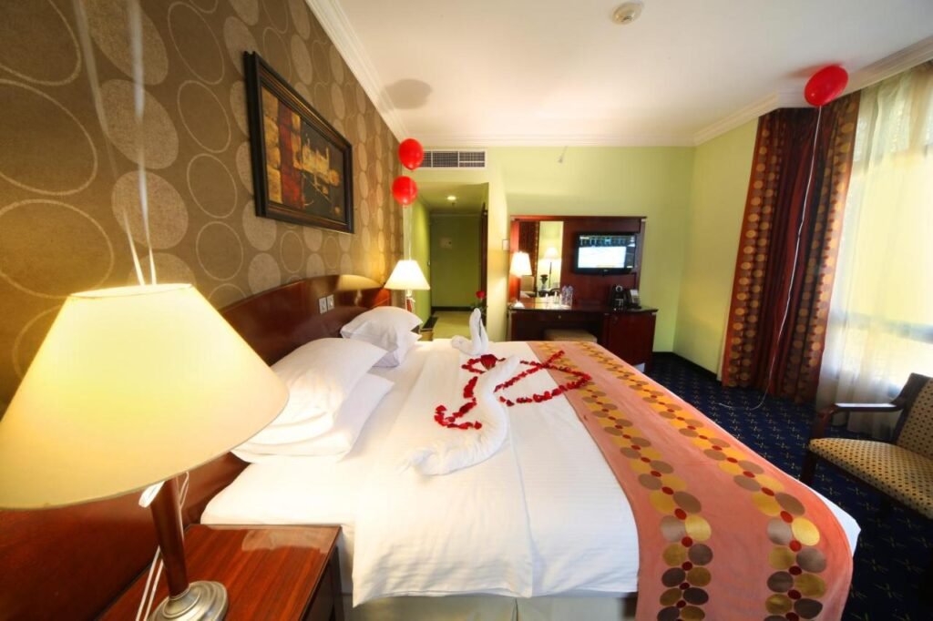 فندق ليدر المنى كريم بالمدينة من أسماء فنادق المدينة المنورة