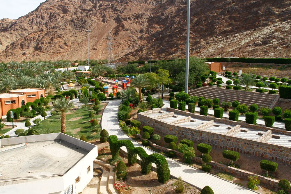 تعتبر حديقة الملك فهد بالمدينة المنورة احسن أماكن في المدينة المنورة 