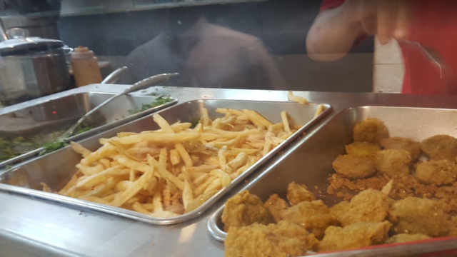 مطعم فلفلة من مطعم اكل مصري المدينة المنورة.