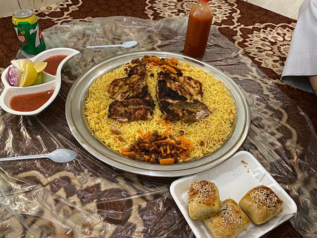 مطعم البخاري الجديد المدينة المنورة (بخارا الجديد) من أفضل مطبخ بخاري في المدينة.