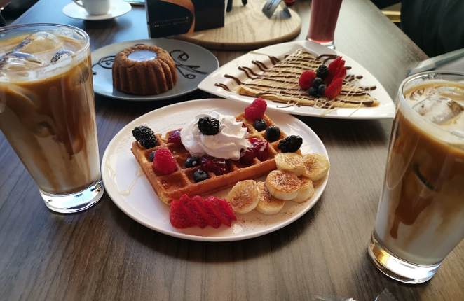 ويند كافيه من كافيهات العزيزية المدينة المنورة.