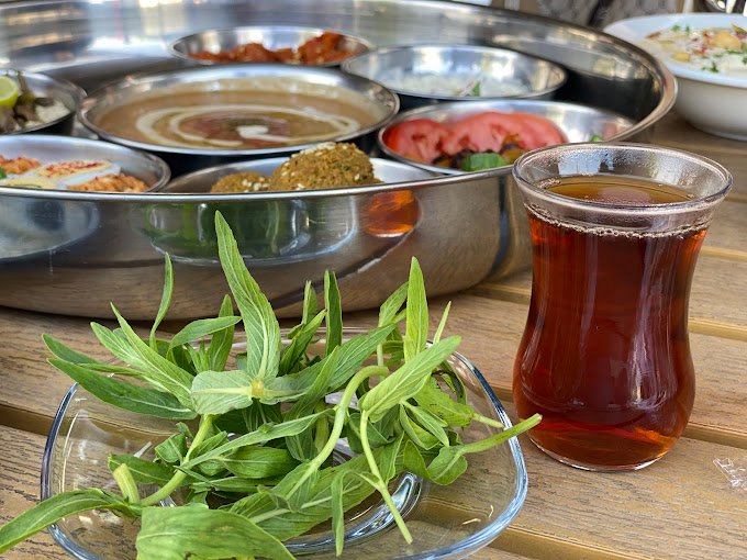 مطعم ريوق في المدينة المنورة من مطاعم إفطار المدينة المنورة.