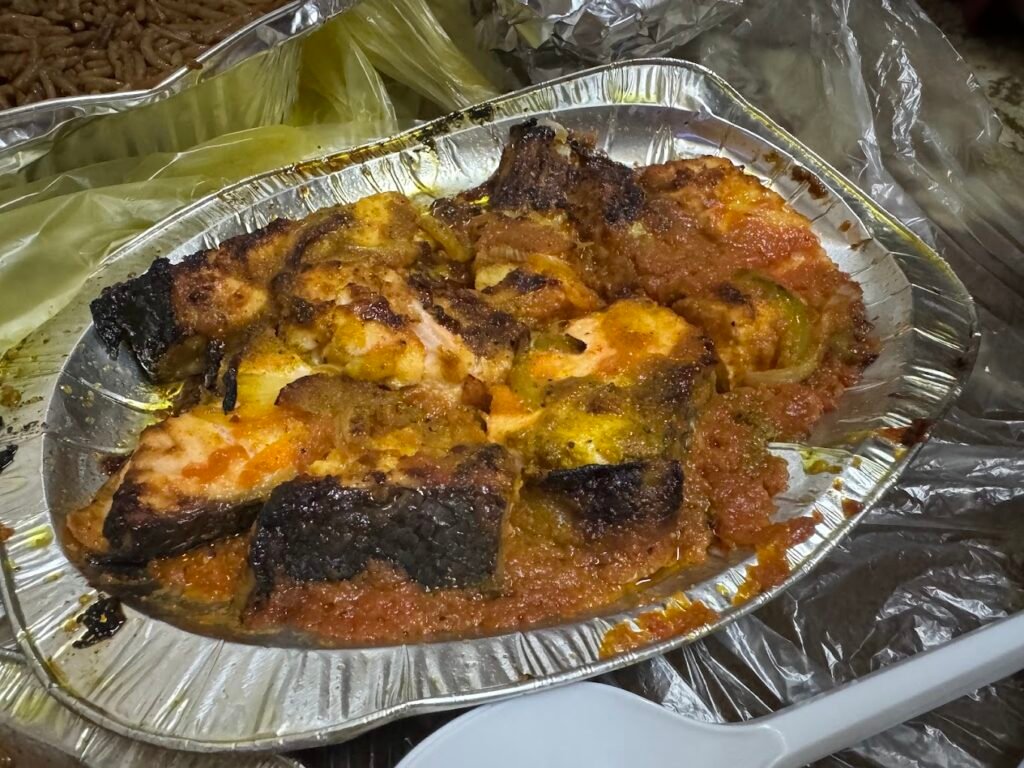 مطاعم الشيخ فهد عيد المزين للأسماك شوران من مطاعم سمك المدينة المنورة