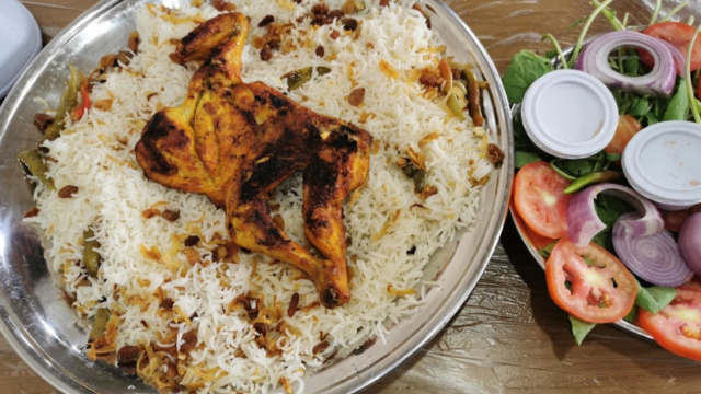 مطعم المطبخ حضرموت المدينة المنورة من مطاعم المدينة المنورة قريبة من الحرم.