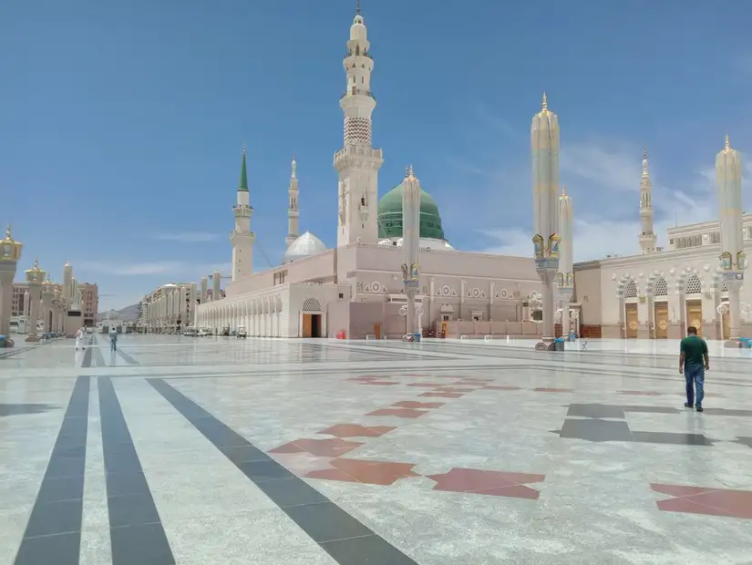 المسجد النبوي المدينة المنورة من ابرز المعالم السياحية في المدينة المنورة.