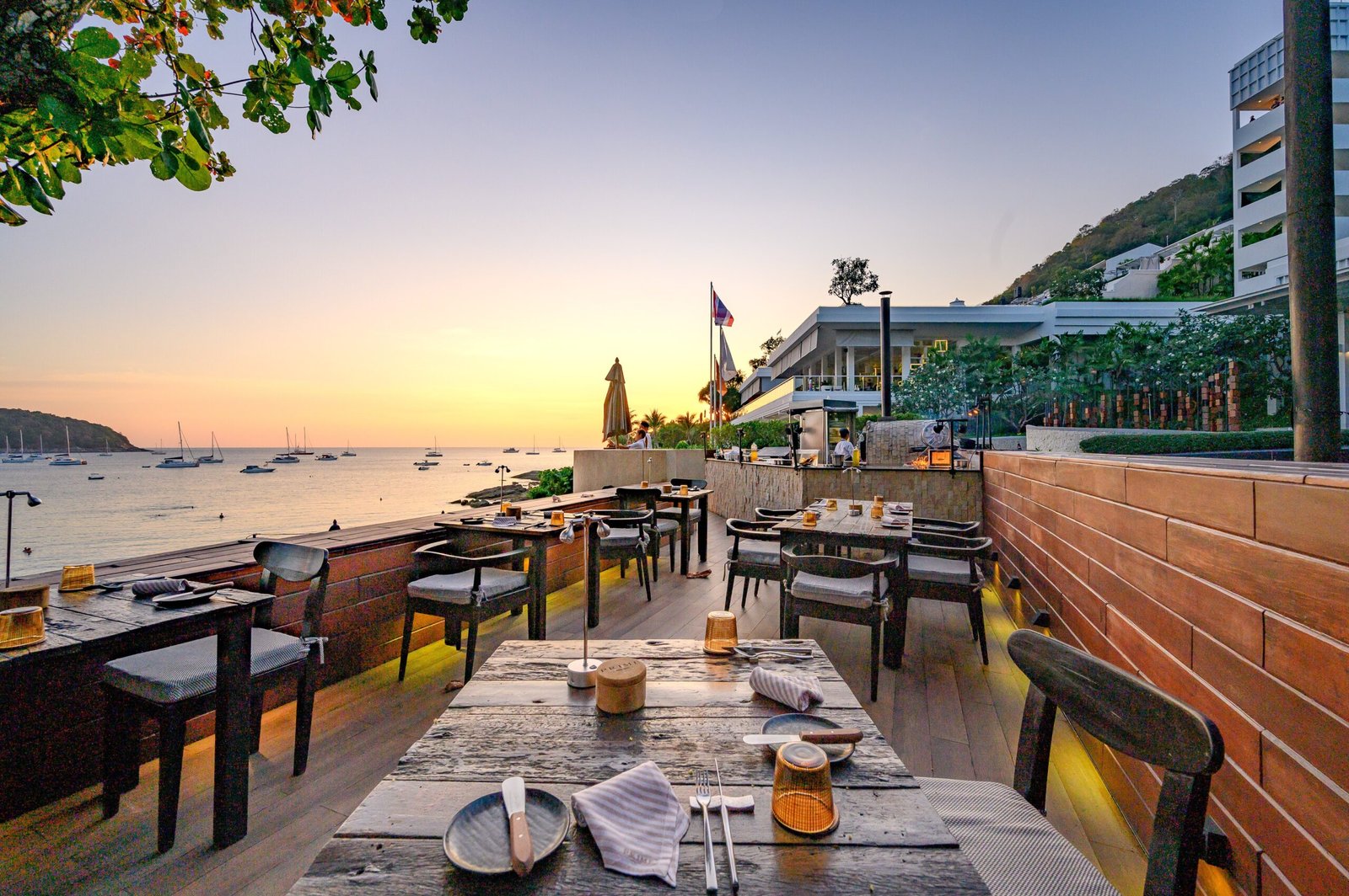 أفضل مطاعم بوكيت تايلاند للشباب والأزواج 